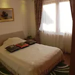 Siraly 度假居