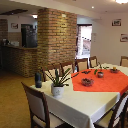 Siraly Casa de Férias Miskolc